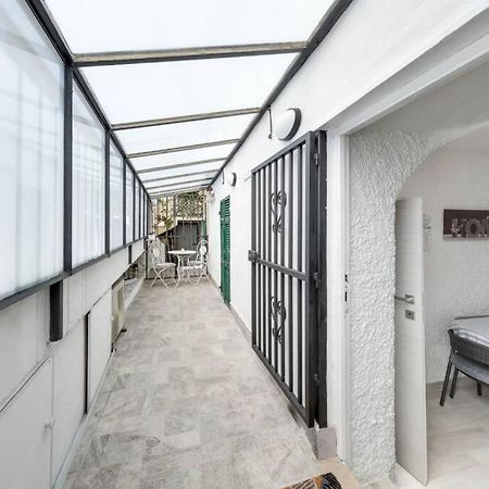Esclusivo Per Due Apartment Бордихера Екстериор снимка