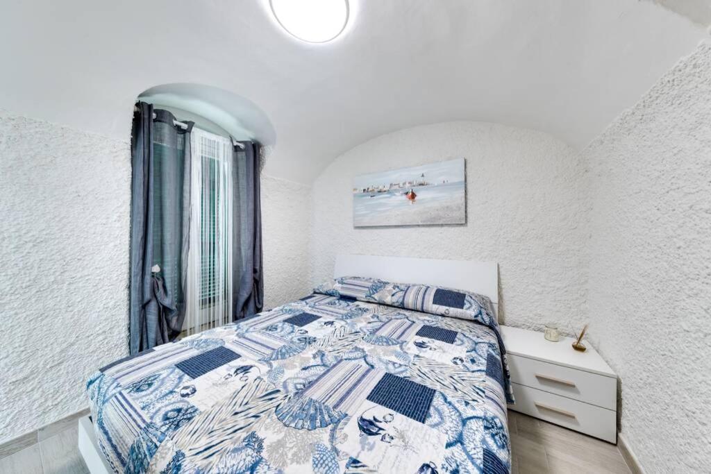 Esclusivo Per Due Apartment Бордихера Екстериор снимка